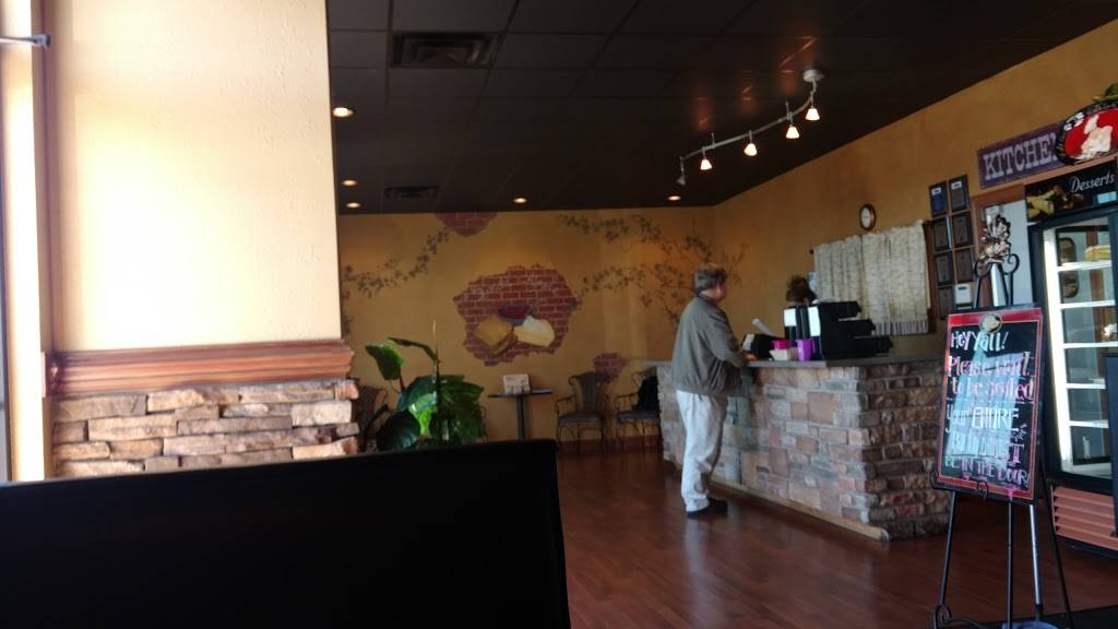 Spiced Apple | restaurant | 443 Gillum Dr, Dalton, GA 30721, USA | 7062786009 OR +1 706-278-6009