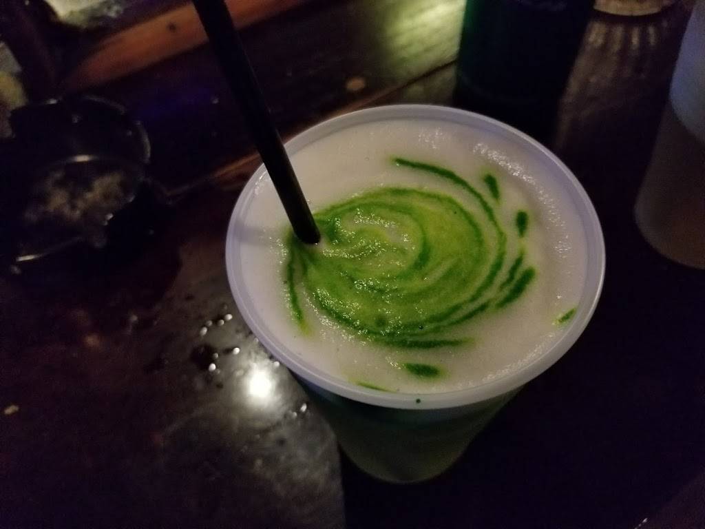 Durty Nellys Irish Pub | restaurant | 208 W University Ave, Gainesville, FL 32601, USA | 3523749567 OR +1 352-374-9567