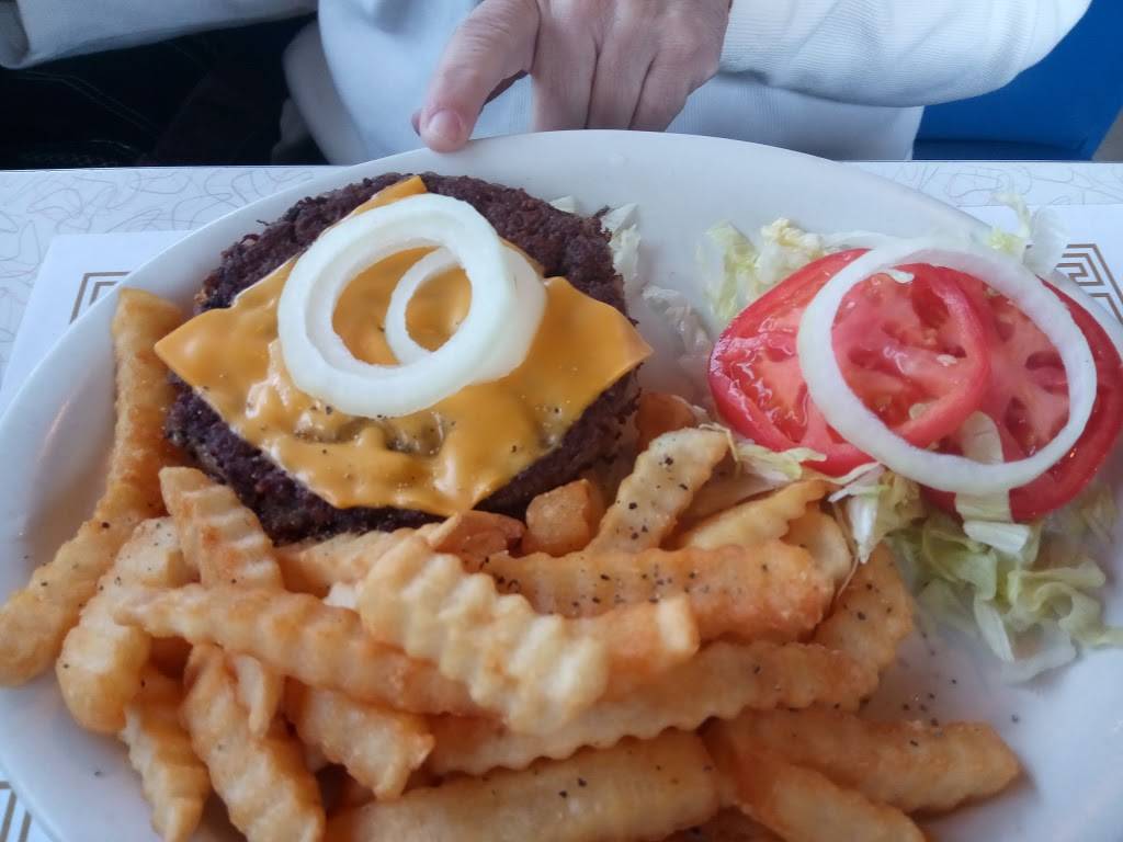 Twenty Four Hundred Diner | restaurant | 2400 Princess Anne St, Fredericksburg, VA 22401, USA | 5403739049 OR +1 540-373-9049