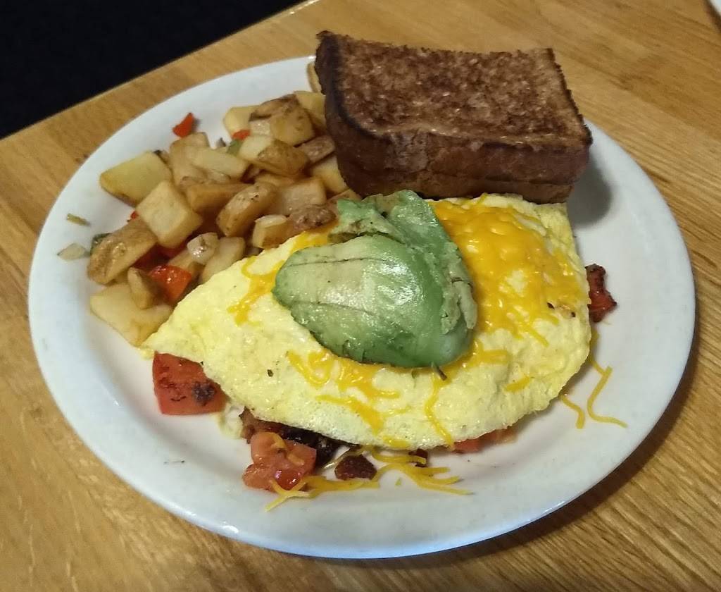 Alfreds Cafe | restaurant | 402 Puyallup Ave, Tacoma, WA 98421, USA | 2536275491 OR +1 253-627-5491