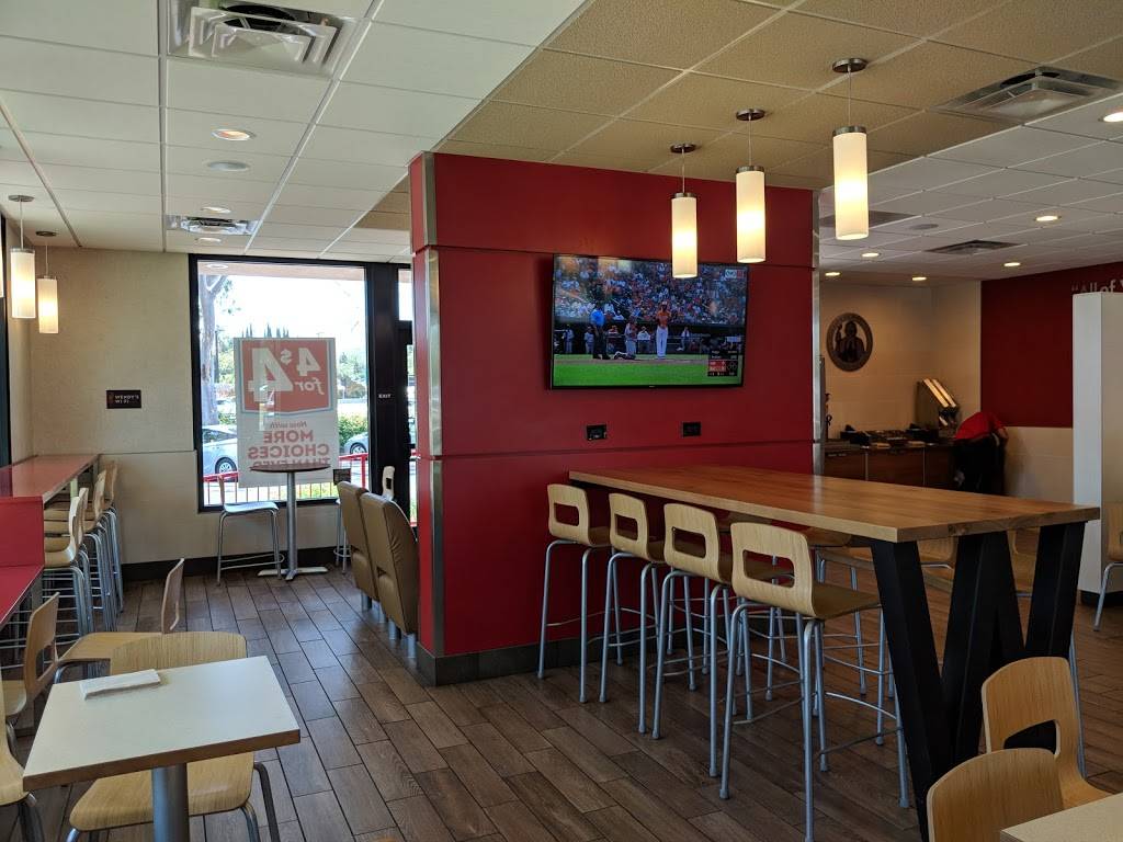 Wendys | restaurant | 2790 E W Hillcrest Dr, Thousand Oaks, CA 91320, USA | 8054995622 OR +1 805-499-5622