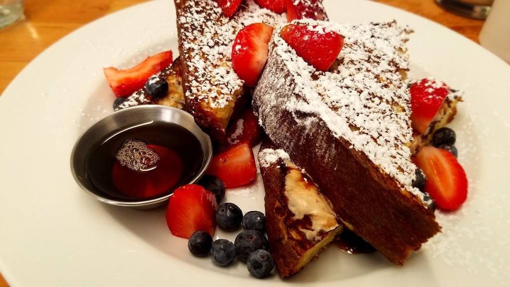 Daybreak Pleasant Street | restaurant | 5239, 308 NW 5th Ave, Gainesville, FL 32601, USA | 3527926773 OR +1 352-792-6773