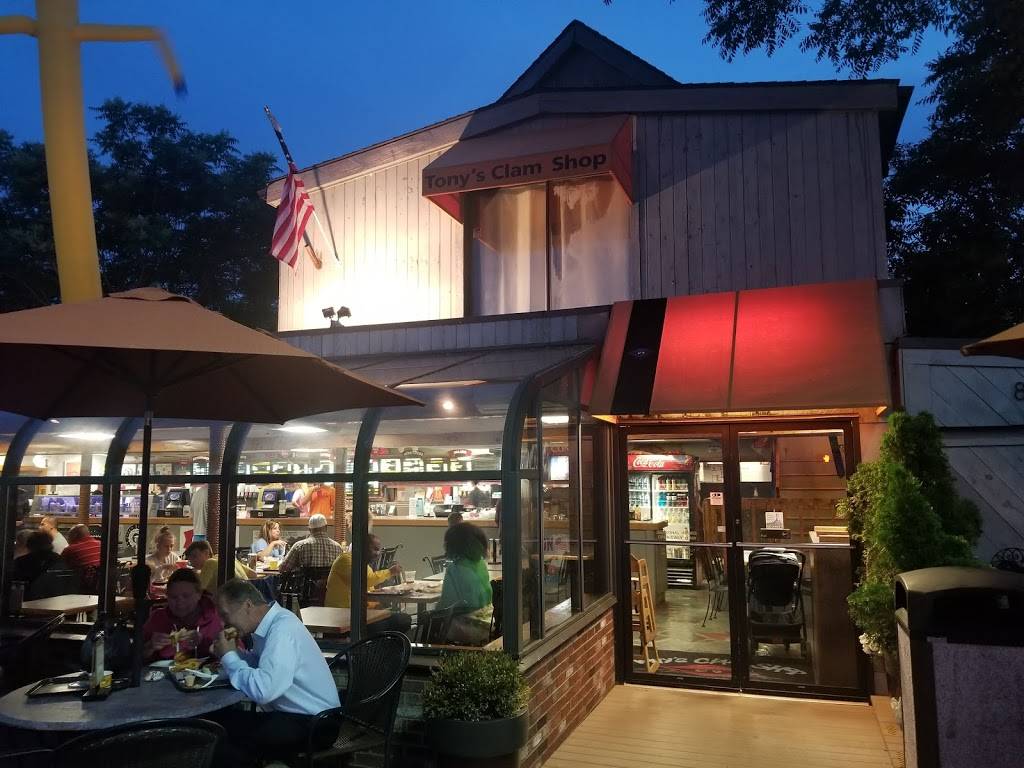 Tonys Clam Shop | restaurant | 861 Quincy Shore Dr, Quincy, MA 02170, USA | 6177735090 OR +1 617-773-5090