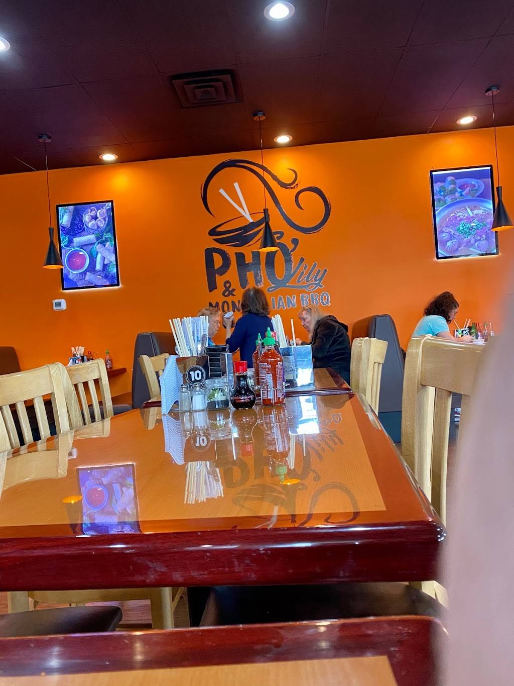 Pho Lily & Mongolian BBQ | restaurant | 1261 S Harbor Blvd #a, La Habra, CA 90631, USA | 7146803569 OR +1 714-680-3569