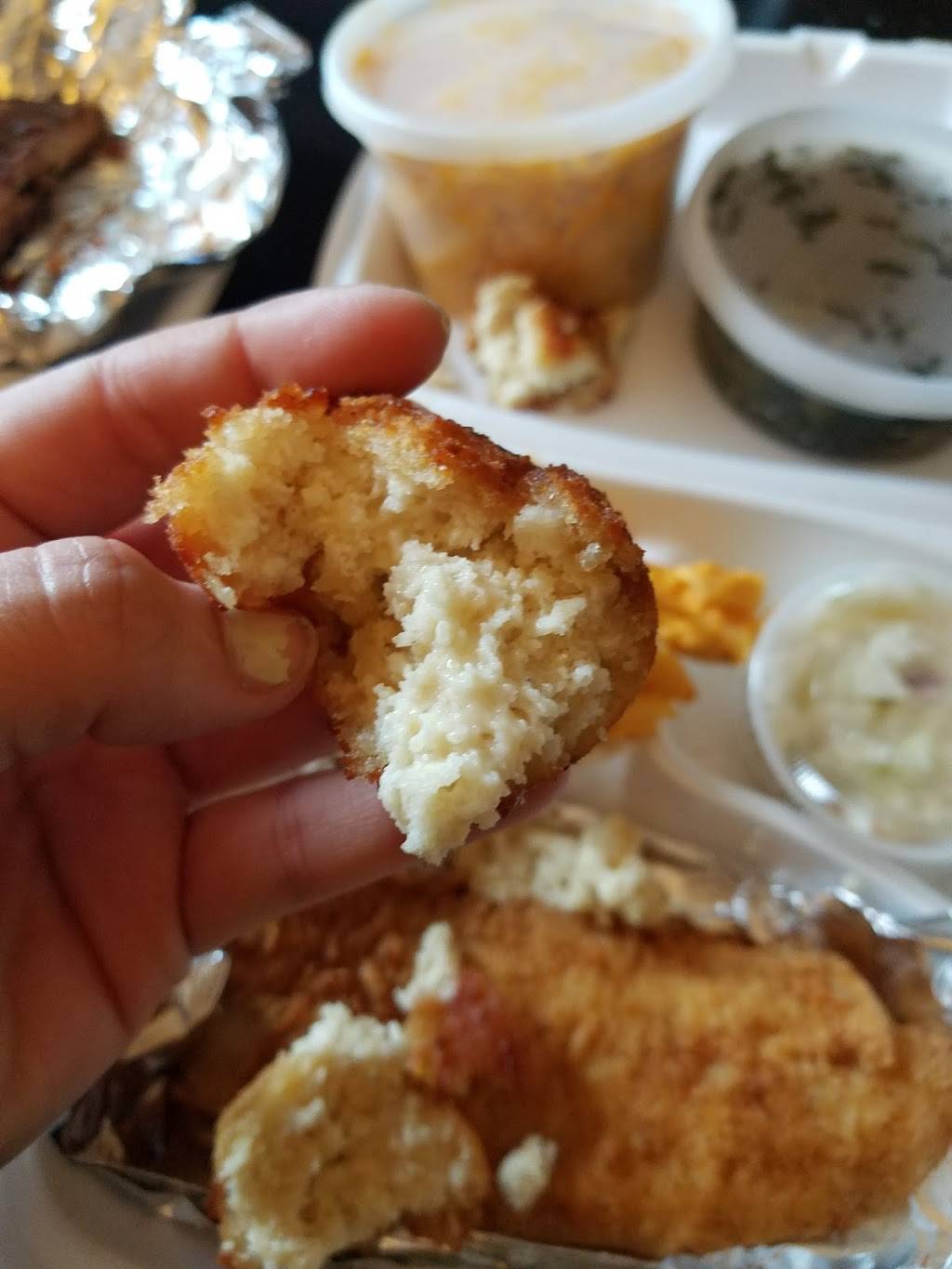 Pig Daddys BBQ | restaurant | 2312 Garrett Rd, Drexel Hill, PA 19026, USA | 6106226441 OR +1 610-622-6441