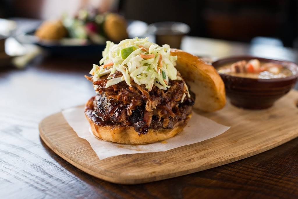 Q39 South | restaurant | 11051 Antioch Rd, Overland Park, KS 66210, USA | 9139514500 OR +1 913-951-4500