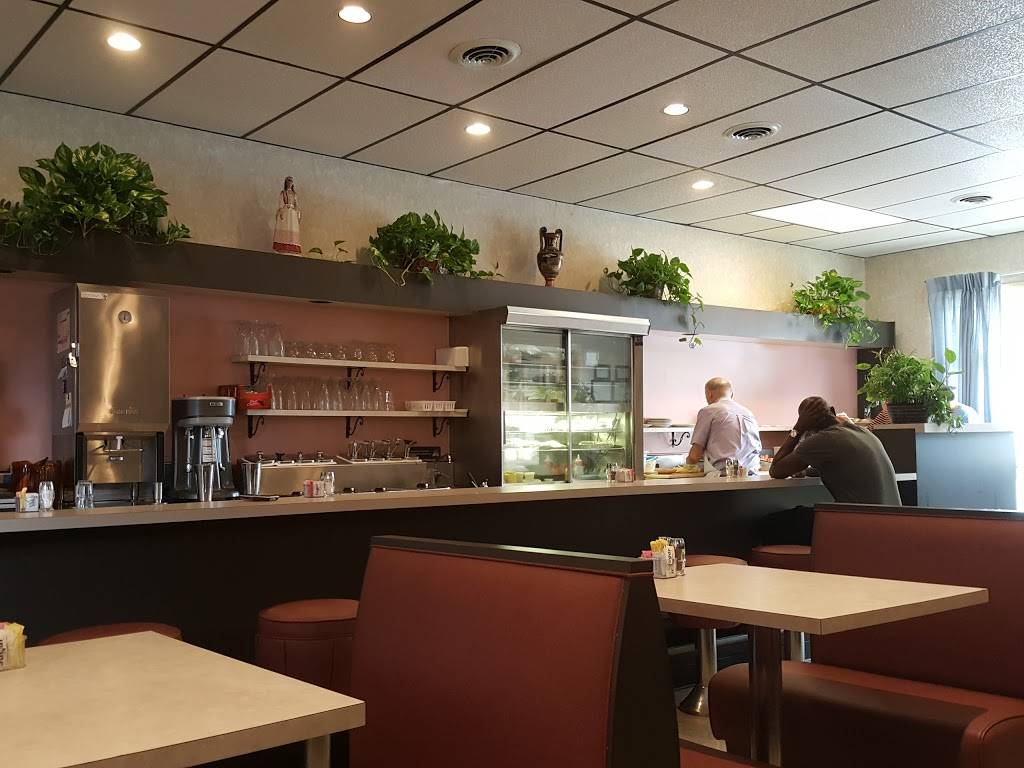 Hamilton Restaurant | restaurant | 55 W High St, Carlisle, PA 17013, USA | 7172494410 OR +1 717-249-4410