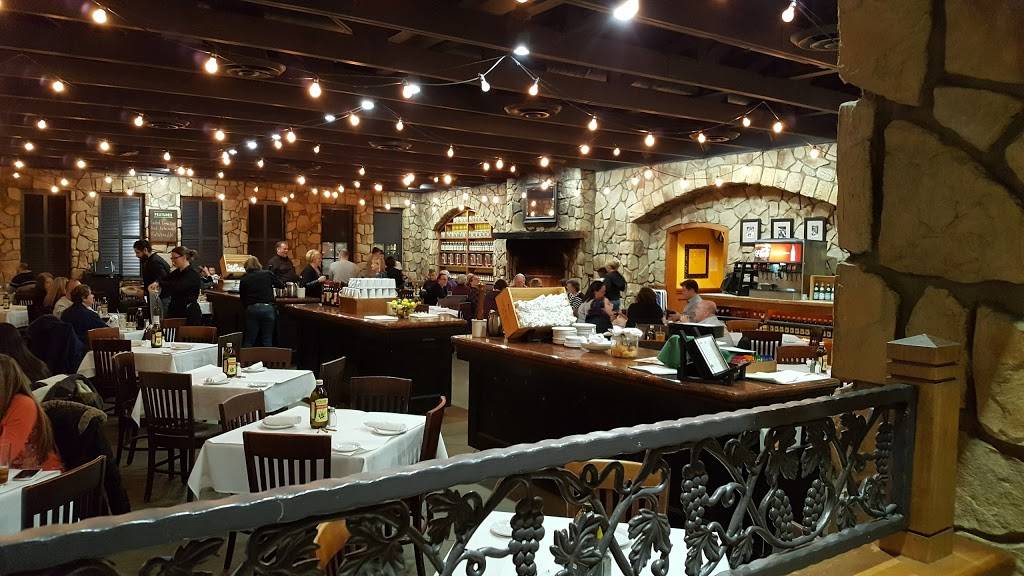 Romanos Macaroni Grill | restaurant | 17095 Southpark Center, Strongsville, OH 44136, USA | 4408783000 OR +1 440-878-3000