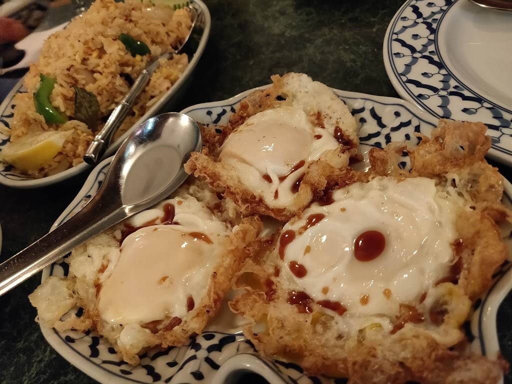 Joy Thai Restaurant | restaurant | 3192 Yonge St, Toronto, ON M4N 2L2, Canada | 4164875144 OR +1 416-487-5144