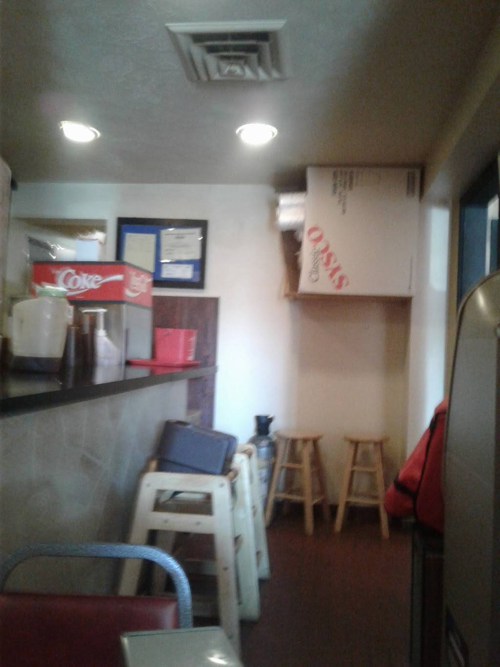 Pizza King | restaurant | 109 Main St, Otterbein, IN 47970, USA | 7655832585 OR +1 765-583-2585