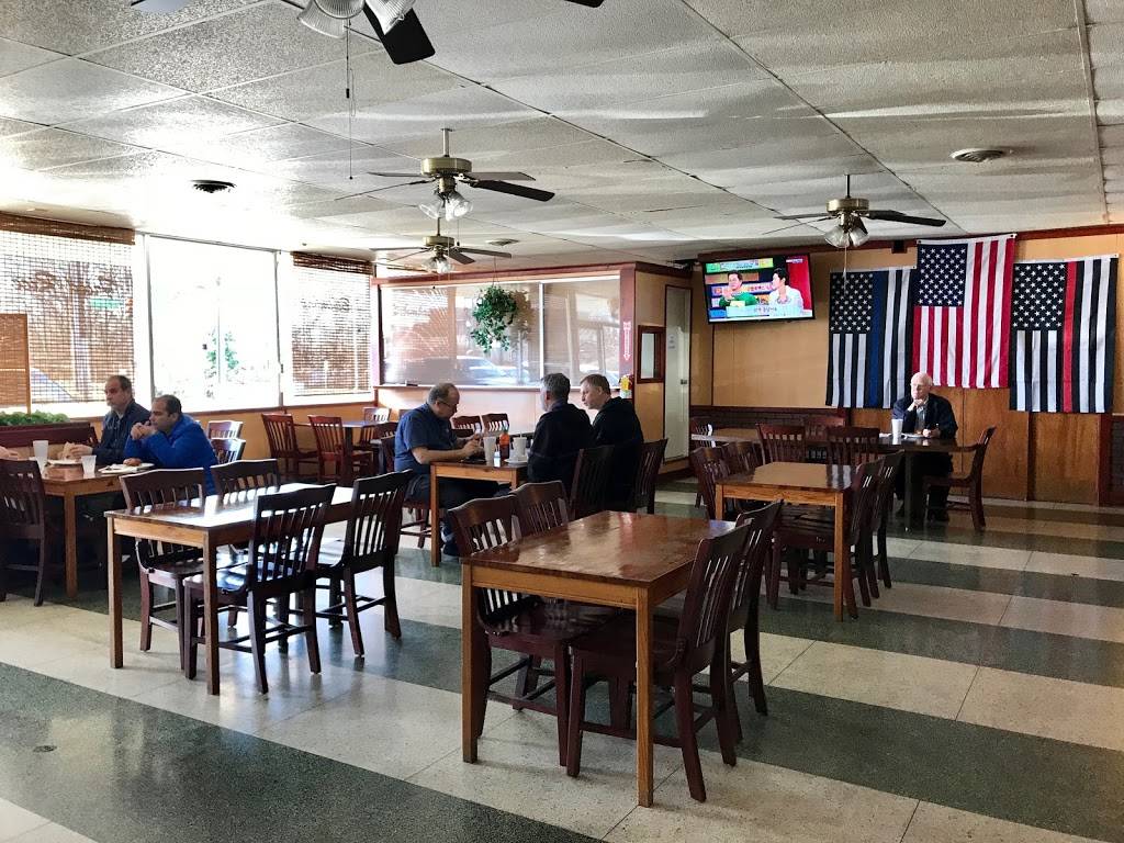 Skinnys | restaurant | 897 Virginia Ave, Hapeville, GA 30354, USA | 4047672757 OR +1 404-767-2757