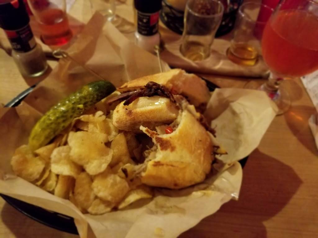 Shorts Brewing Company Bellaire Pub | restaurant | 121 N Bridge St, Bellaire, MI 49615, USA | 2314982300 OR +1 231-498-2300