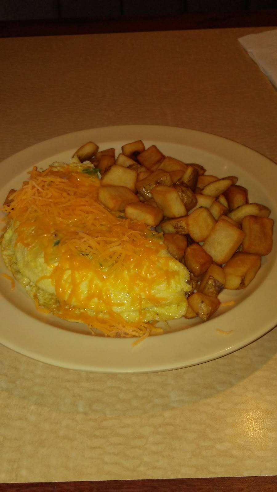 Strickers Cafe | restaurant | 2781 Jefferson Centre Way, Jeffersonville, IN 47130, USA | 8122189882 OR +1 812-218-9882