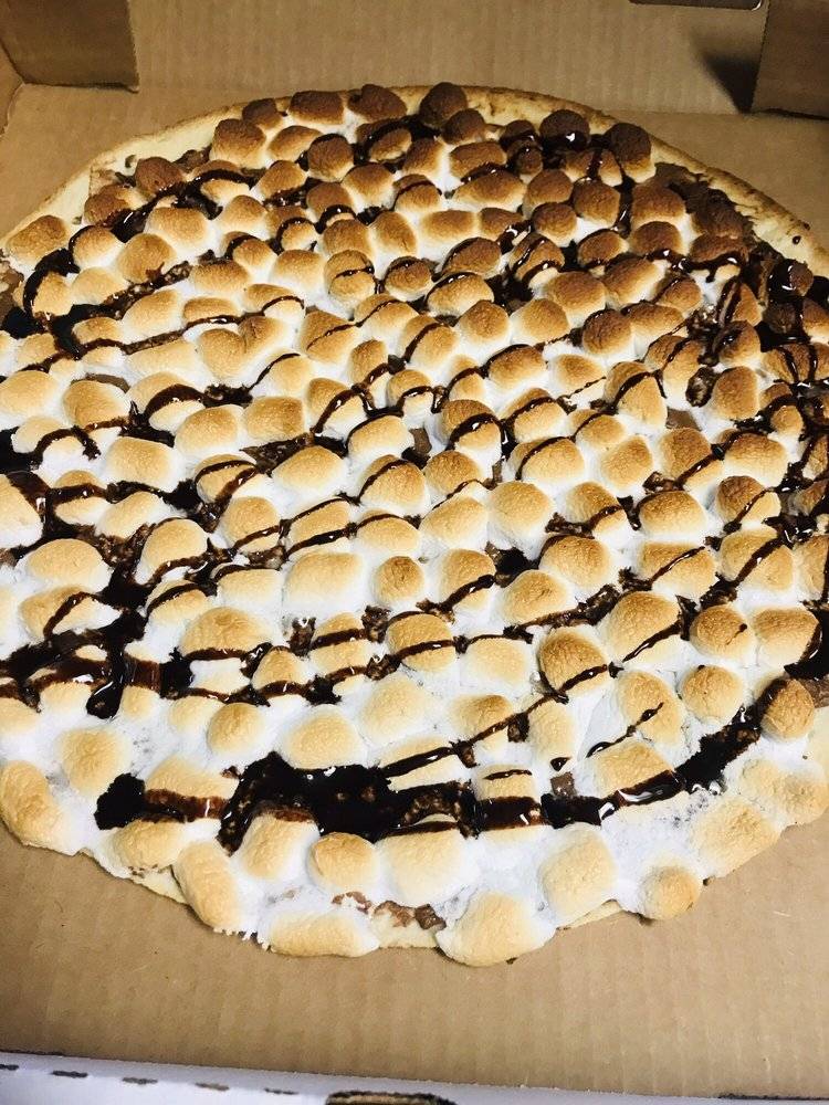 Road Runner Pizza | restaurant | 5300 Doniphan Dr #24, El Paso, TX 79932, USA | 9155813090 OR +1 915-581-3090