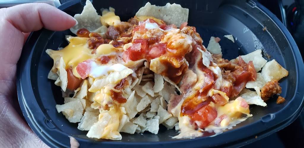 Taco Bell | meal takeaway | 10558 Hartland Square Dr, Hartland, MI 48353, USA | 8106320270 OR +1 810-632-0270