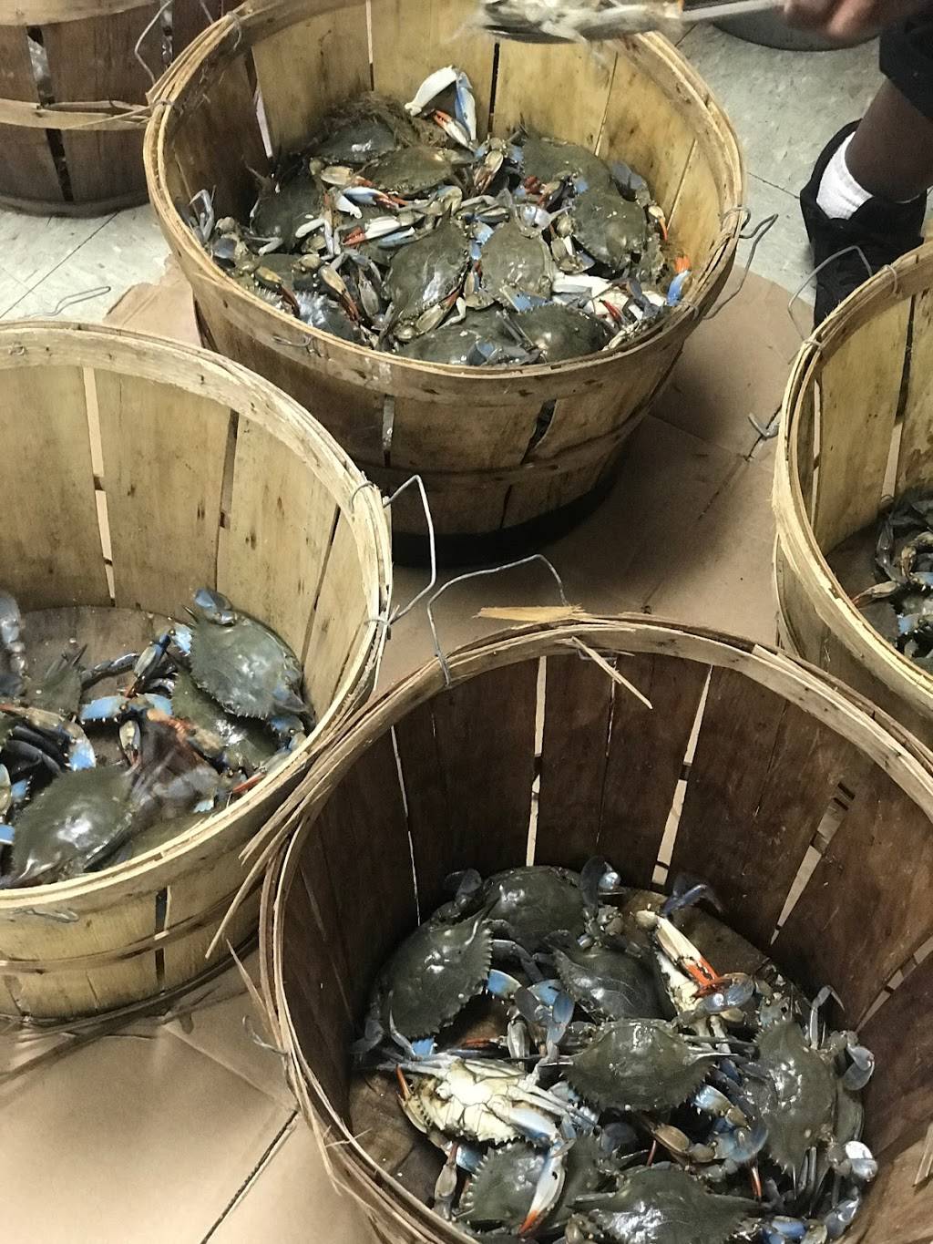 Monk Seafood | restaurant | 5018 N 5th St, Philadelphia, PA 19120, USA | 2154553909 OR +1 215-455-3909