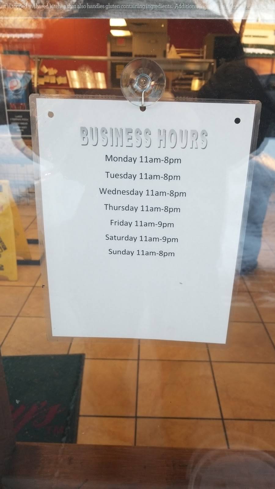 Papa Murphys Take N Bake Pizza | meal takeaway | 7160 University Ave, Windsor Heights, IA 50324, USA | 5152717500 OR +1 515-271-7500