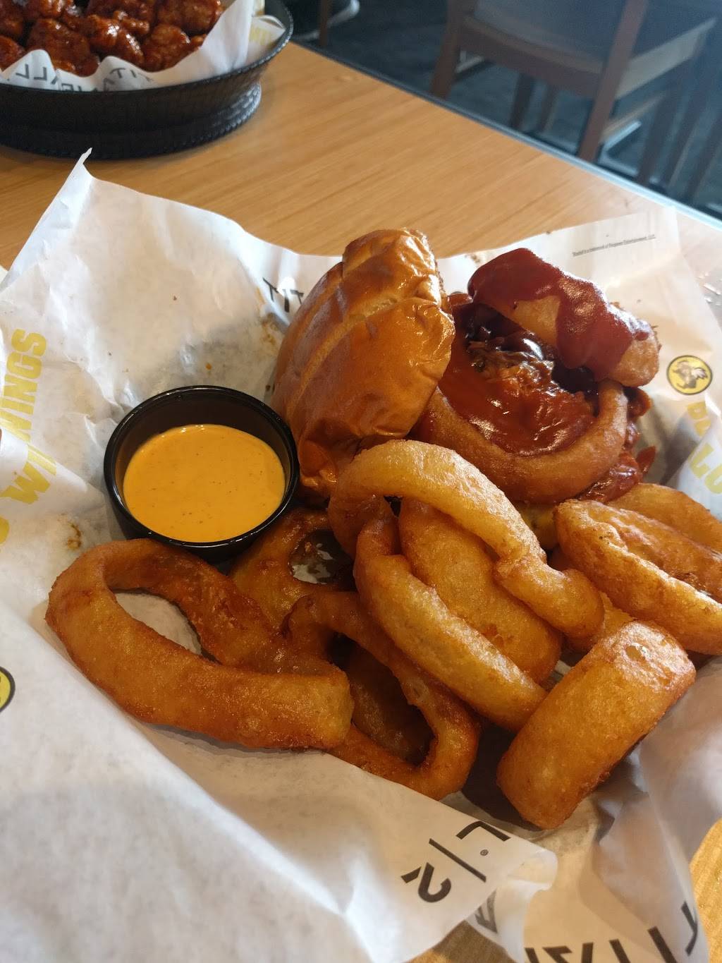 Buffalo Wild Wings | meal takeaway | 15530 Daniel Blvd, Gulfport, MS 39503, USA | 2282369464 OR +1 228-236-9464