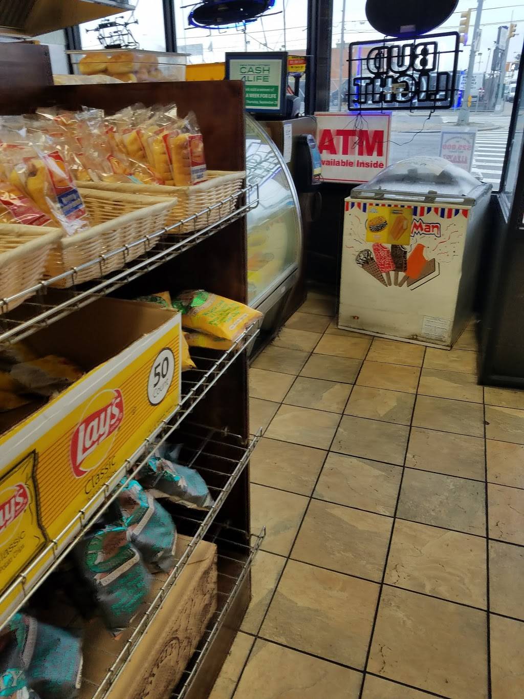 D & S Airport Delicatessen | meal takeaway | 8420 Astoria Blvd, Flushing, NY 11370, USA | 7186728584 OR +1 718-672-8584