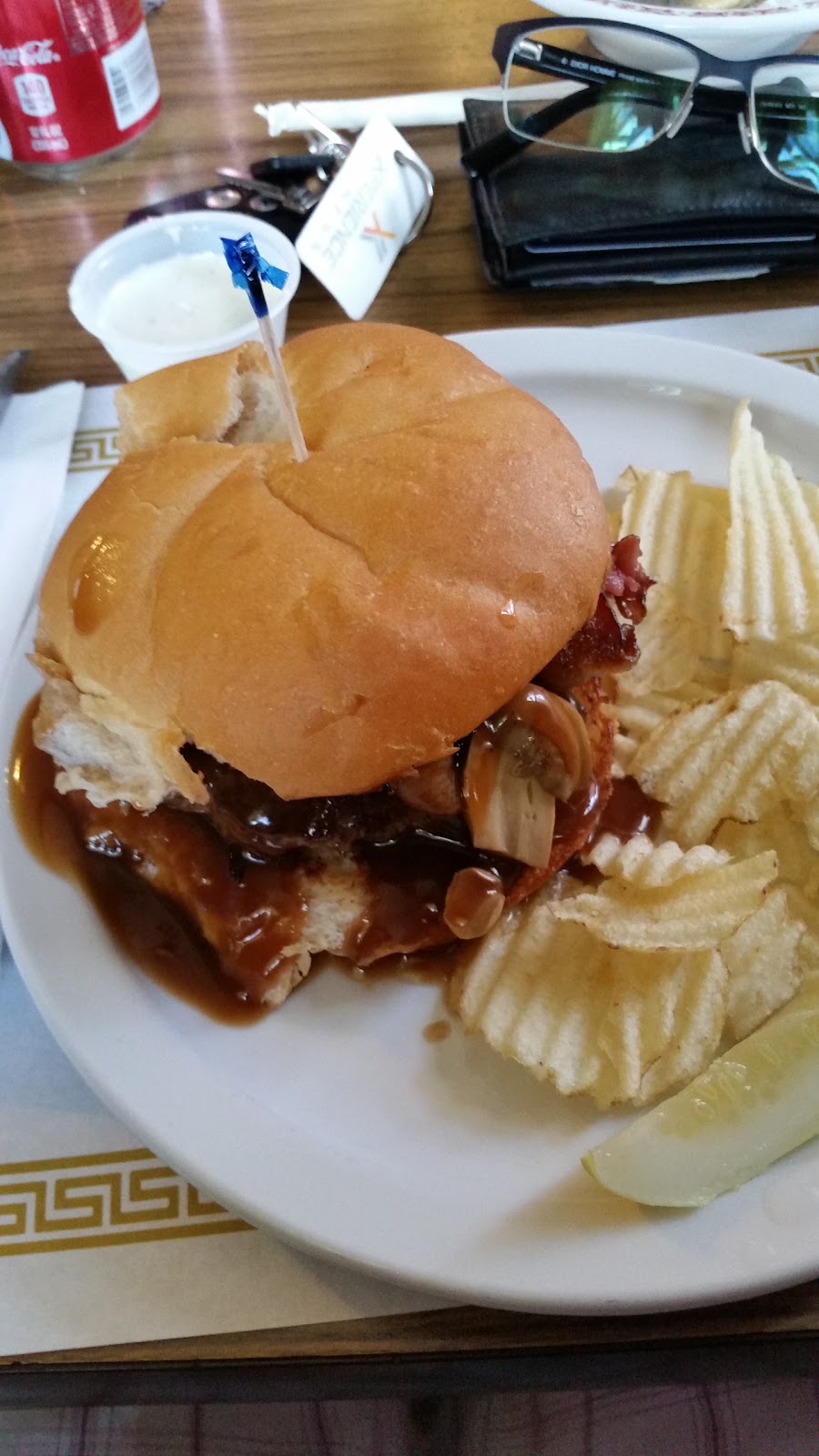 Tinas Katalina | restaurant | 59 Trimountain Ave, South Range, MI 49963, USA | 9064828840 OR +1 906-482-8840