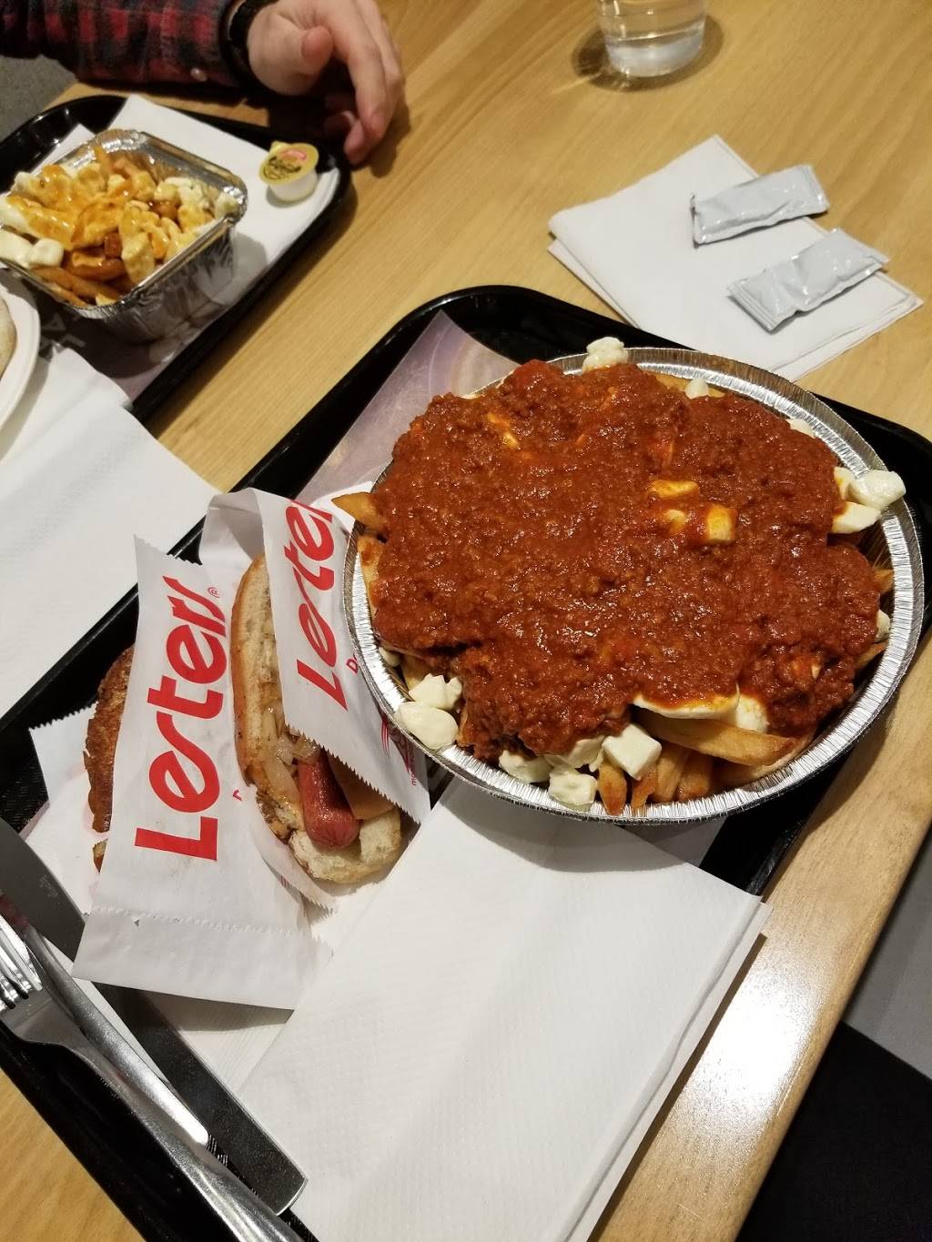 Fromagerie Victoria | restaurant | 282 Boulevard Frontenac O, Thetford Mines, QC G6G 6N7, Canada | 4187551884 OR +1 418-755-1884