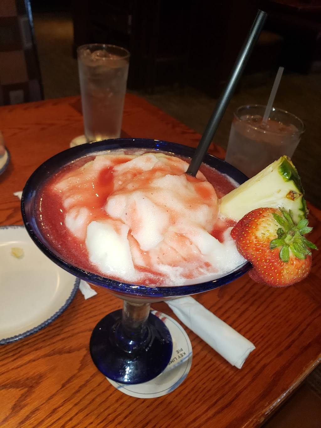 Red Lobster | restaurant | 13800 Hall Rd, Sterling Heights, MI 48313, USA | 5862476250 OR +1 586-247-6250