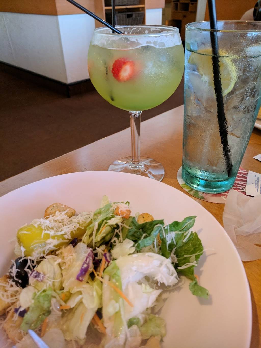 Olive Garden Italian Restaurant | meal takeaway | 700 N Central Expy, Plano, TX 75074, USA | 9725788576 OR +1 972-578-8576