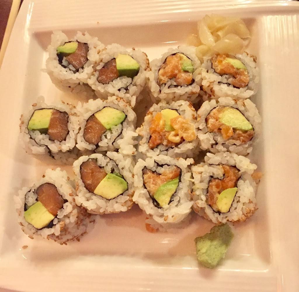 Mickeys Place | restaurant | 40-17 Bell Blvd, Bayside, NY 11361, USA | 7182248152 OR +1 718-224-8152