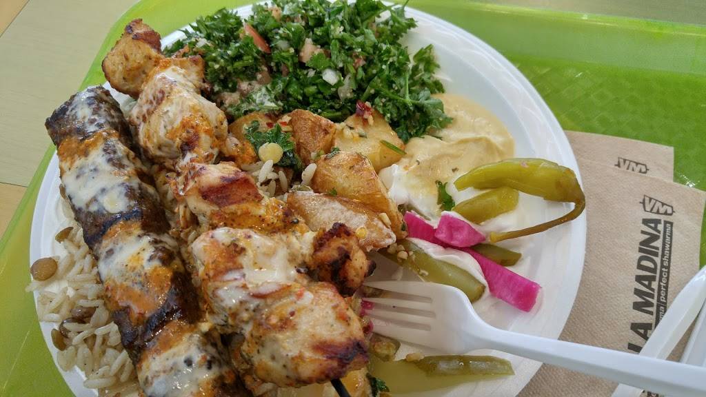 Villa Madina | restaurant | 550 King St N, Waterloo, ON N2L 5W6, Canada | 5198854894 OR +1 519-885-4894