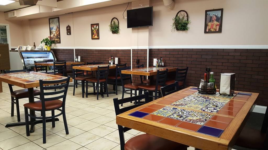 Tex-Mex Burriro | restaurant | 2307 W Newport Pike Suite B, Wilmington, DE 19804, USA | 3029999950 OR +1 302-999-9950