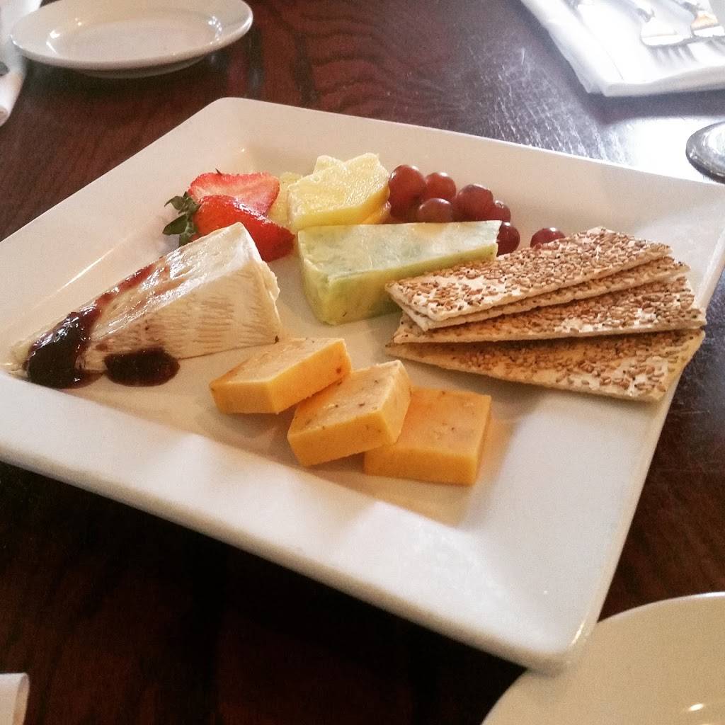 The Miller House | restaurant | 301 E 5th St, Owensboro, KY 42303, USA | 2706855878 OR +1 270-685-5878