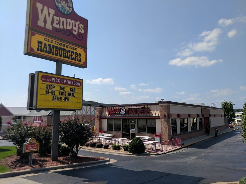 Wendys | restaurant | 3504 State Hwy 76, Branson, MO 65616, USA | 4173341941 OR +1 417-334-1941
