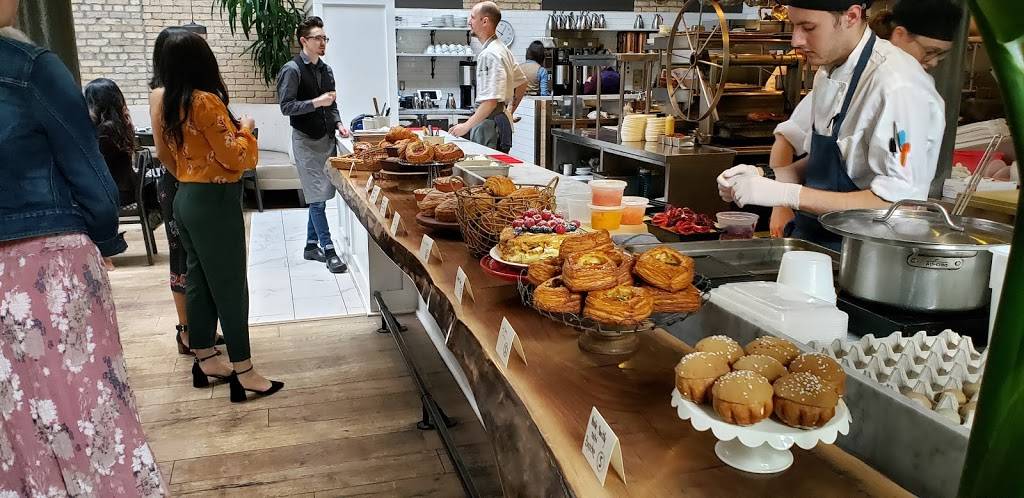 Spoon and Stable | restaurant | 211 N 1st St, Minneapolis, MN 55401, USA | 6122249850 OR +1 612-224-9850