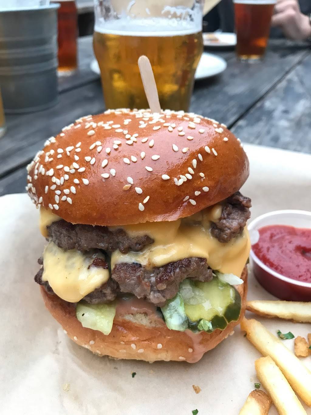 Kings Row Gastropub | restaurant | 20 E Colorado Blvd, Pasadena, CA 91105, USA | 6267933010 OR +1 626-793-3010