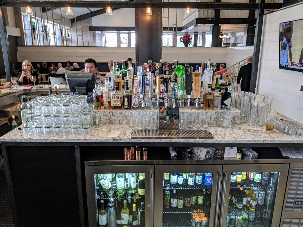 Wrights Brew & Bistro | restaurant | 10 Marriott Dr, Lincolnshire, IL 60069, USA | 8476340100 OR +1 847-634-0100