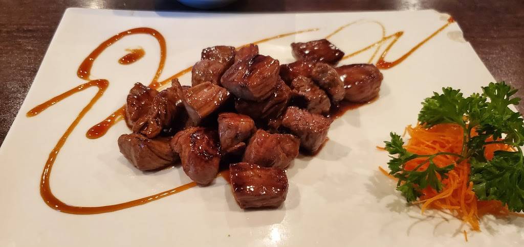 Saisaki Asian Bistro & Sushi Bar | restaurant | 101 Regal Way, Newport News, VA 23602, USA | 7578861988 OR +1 757-886-1988