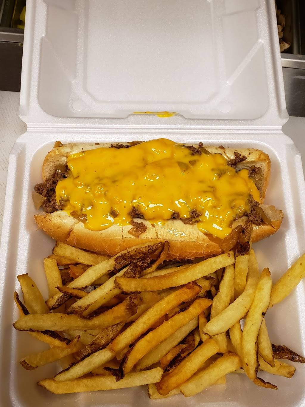 Philly Steak & Wings of Clermont | restaurant | 2430 US-27 Suite 380, Clermont, FL 34714, USA | 3524329661 OR +1 352-432-9661