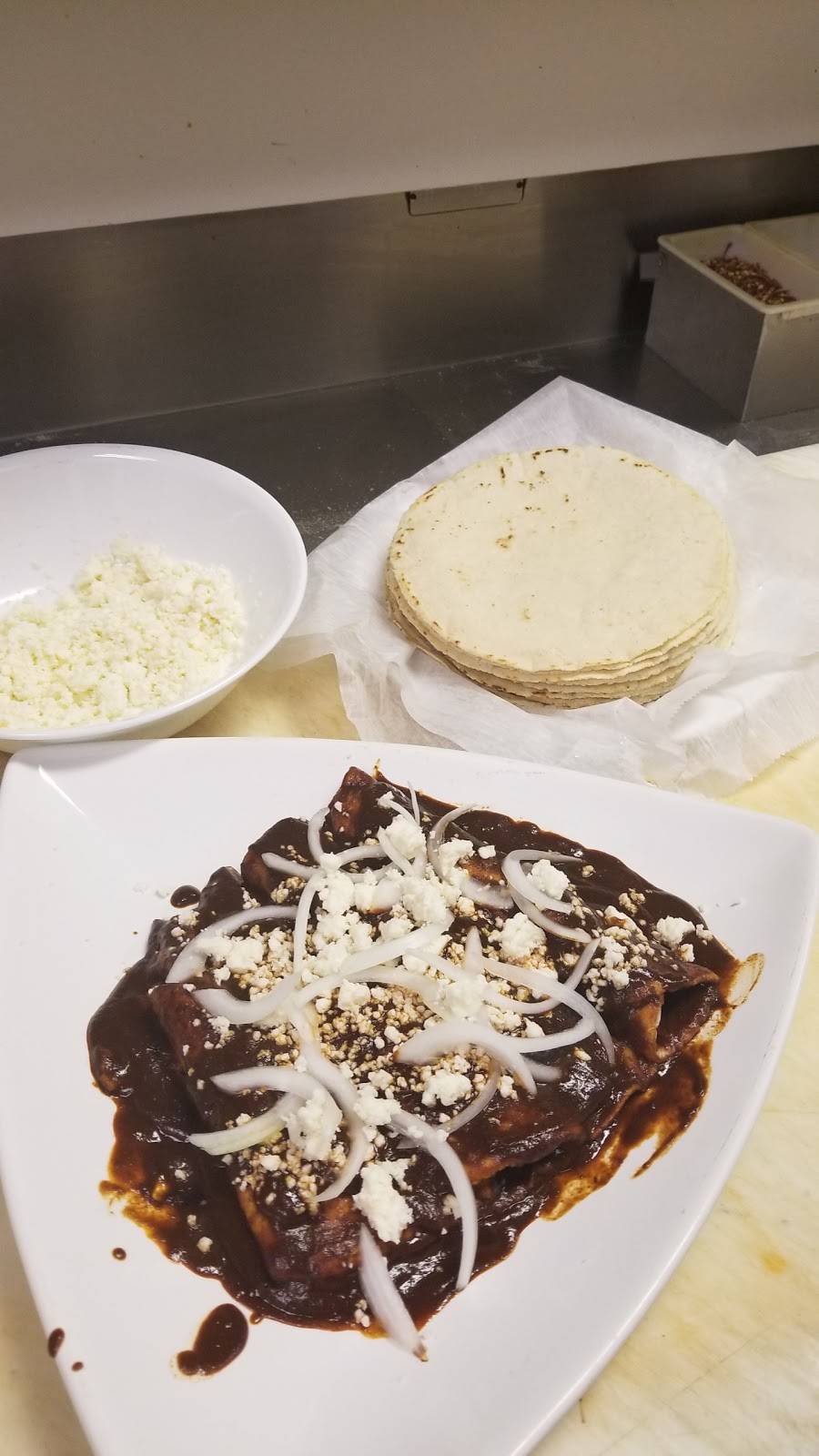 Romanos Pizza & Restaurant | restaurant | 768 Walker Rd, Dover, DE 19904, USA | 3027361199 OR +1 302-736-1199