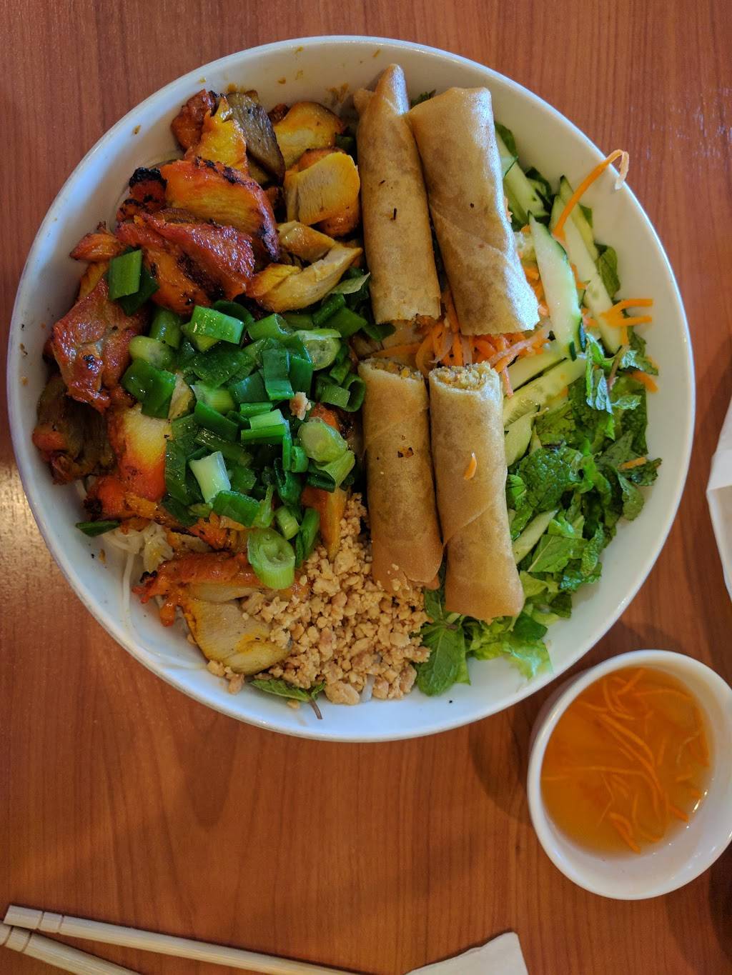 Pho Island Restaurant | restaurant | 3055 S Archibald Ave # F, Ontario, CA 91761, USA | 9099302300 OR +1 909-930-2300