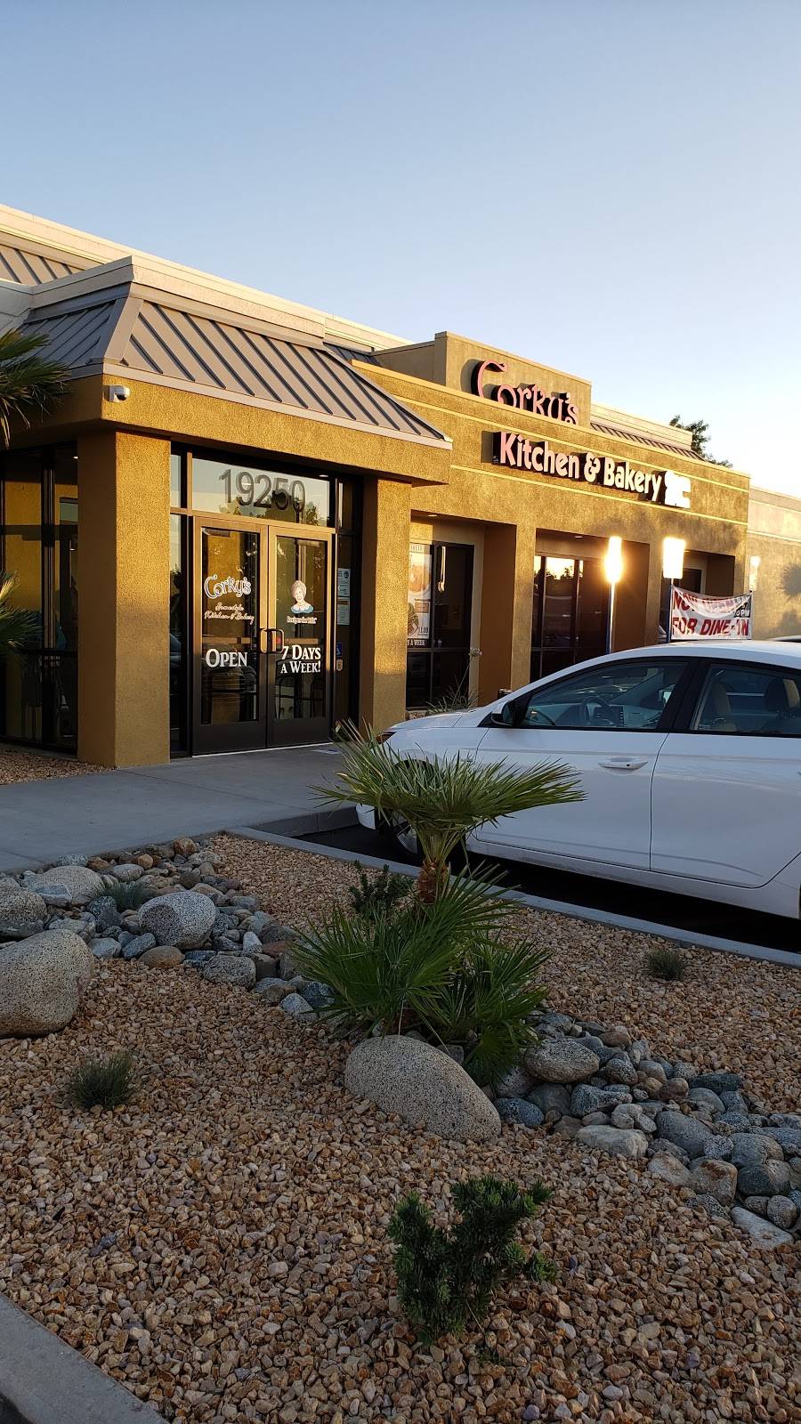 Corkys Kitchen and Bakery - Apple Valley | restaurant | 19250 Bear Valley Rd, Apple Valley, CA 92308, USA | 7602400099 OR +1 760-240-0099