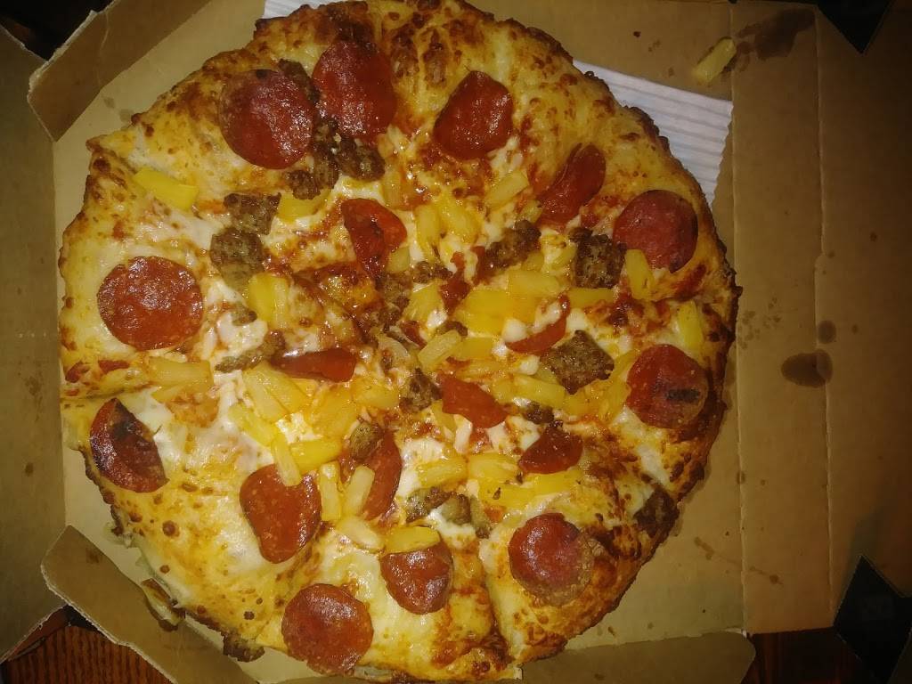 Dominos Pizza | meal delivery | 98 E Coshocton St, Johnstown, OH 43031, USA | 7409673100 OR +1 740-967-3100