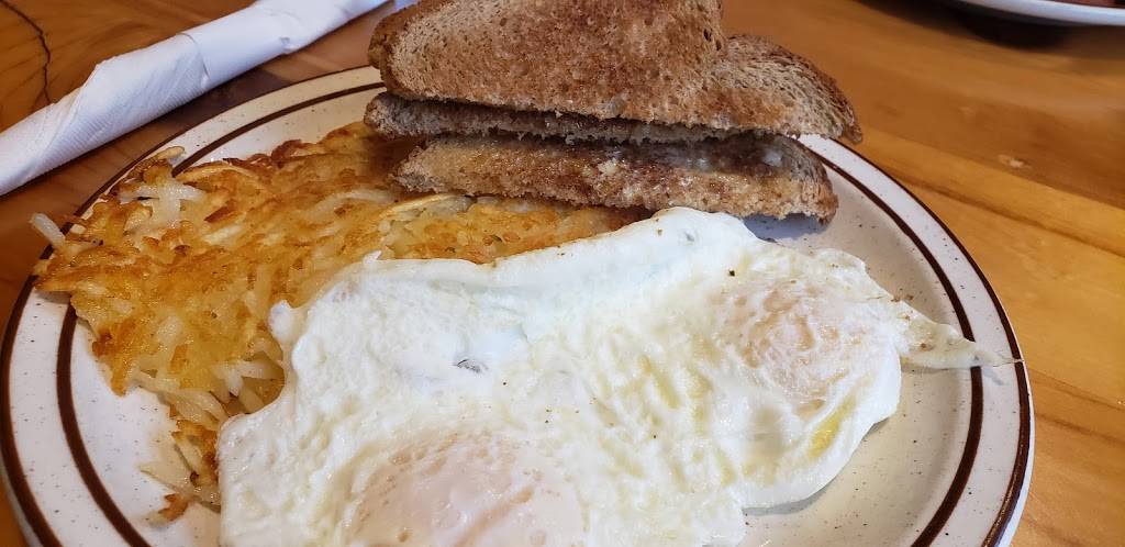 Royal Cafe | restaurant | 120 Broadway W, Little Falls, MN 56345, USA | 3206326401 OR +1 320-632-6401