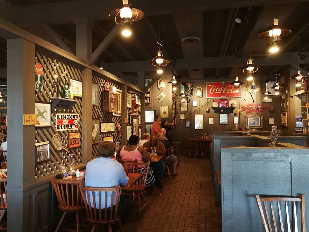 Cracker Barrel Old Country Store | restaurant | 1175 Palm Bay Rd NE, Melbourne, FL 32905, USA | 3219527555 OR +1 321-952-7555