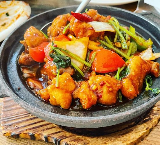 Red Hot Chilli Pepper - Folsom | restaurant | 2791 E Bidwell St #100, Folsom, CA 95630, USA | 9165102120 OR +1 916-510-2120