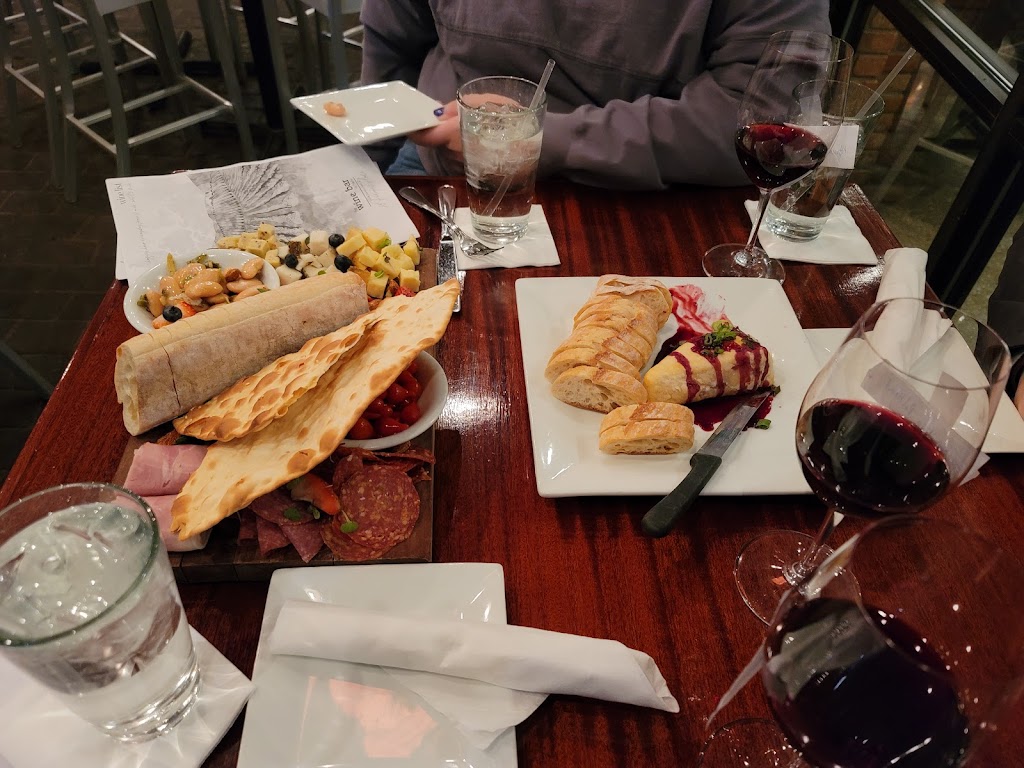 The Wine Bar On Palafox | restaurant | 16 Palafox Pl, Pensacola, FL 32502, USA | 8506072089 OR +1 850-607-2089