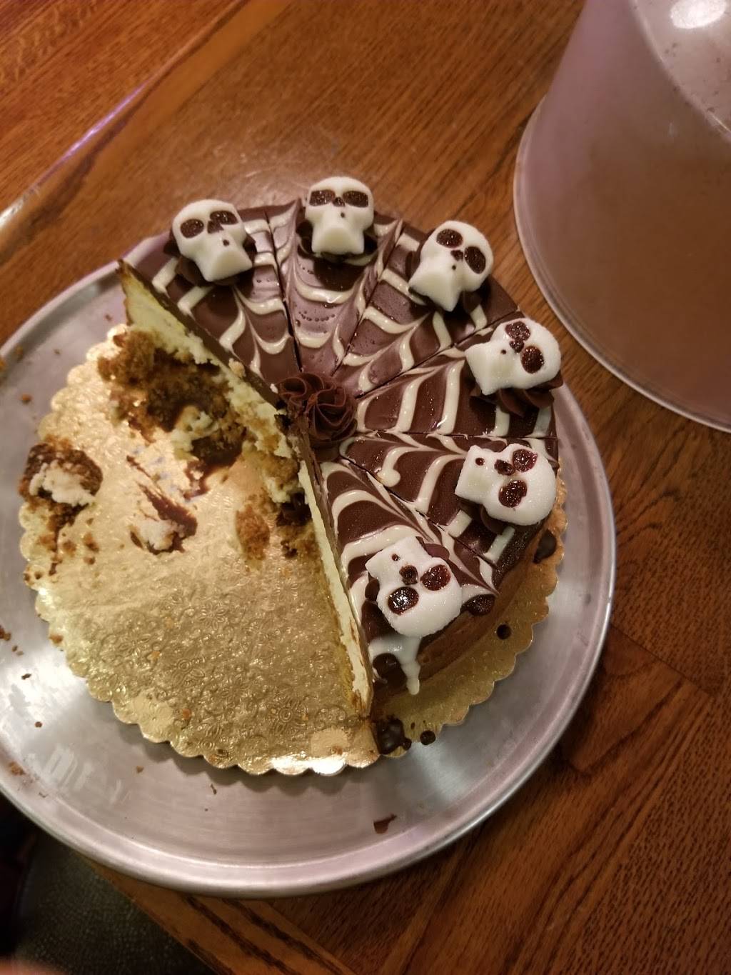 Cornucopia Bar & Burgers | restaurant | 207 E 5th Ave, Eugene, OR 97401, USA | 5414852676 OR +1 541-485-2676