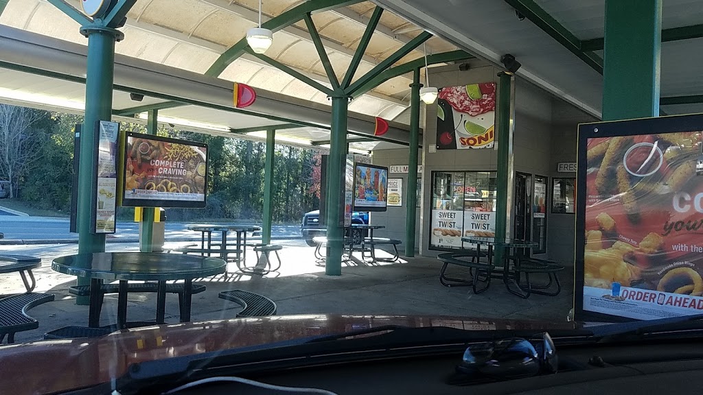 Sonic Drive-In | restaurant | 6450 Cottage Hill Rd, Mobile, AL 36695, USA | 2516601179 OR +1 251-660-1179