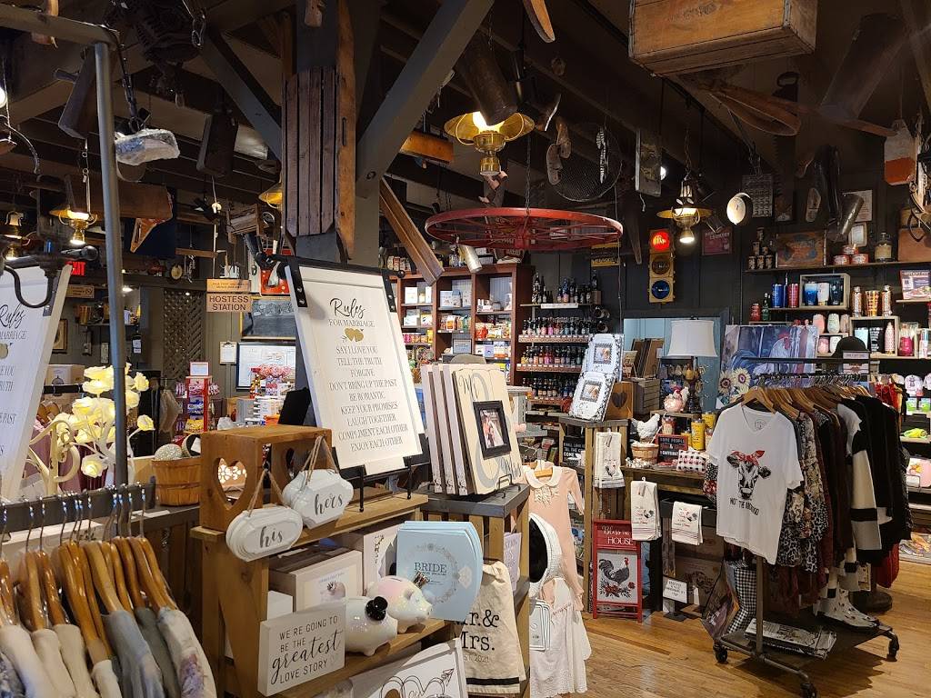 Cracker Barrel Old Country Store | restaurant | 6805 MS-63 N, Moss Point, MS 39563, USA | 2284758856 OR +1 228-475-8856