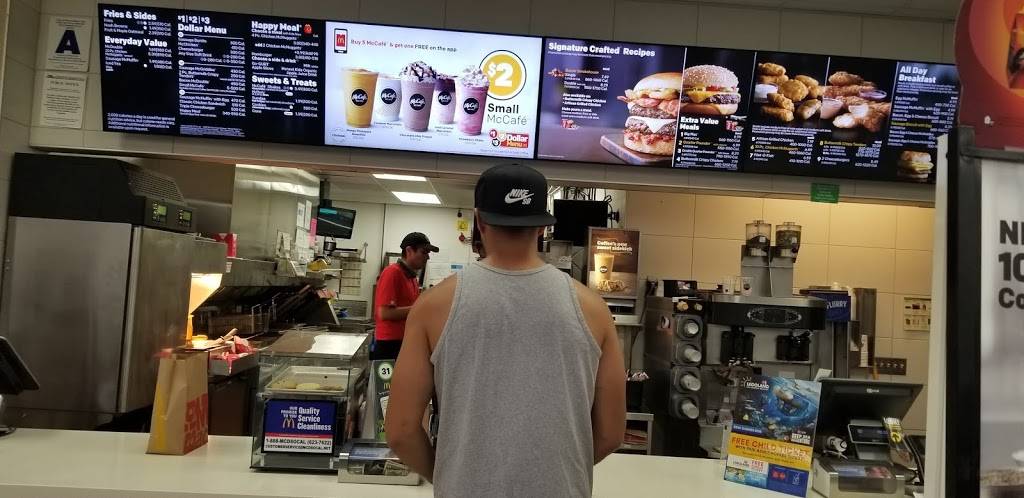 McDonalds | cafe | 6250 Valley Springs Pkwy, Riverside, CA 92507, USA | 9516530069 OR +1 951-653-0069