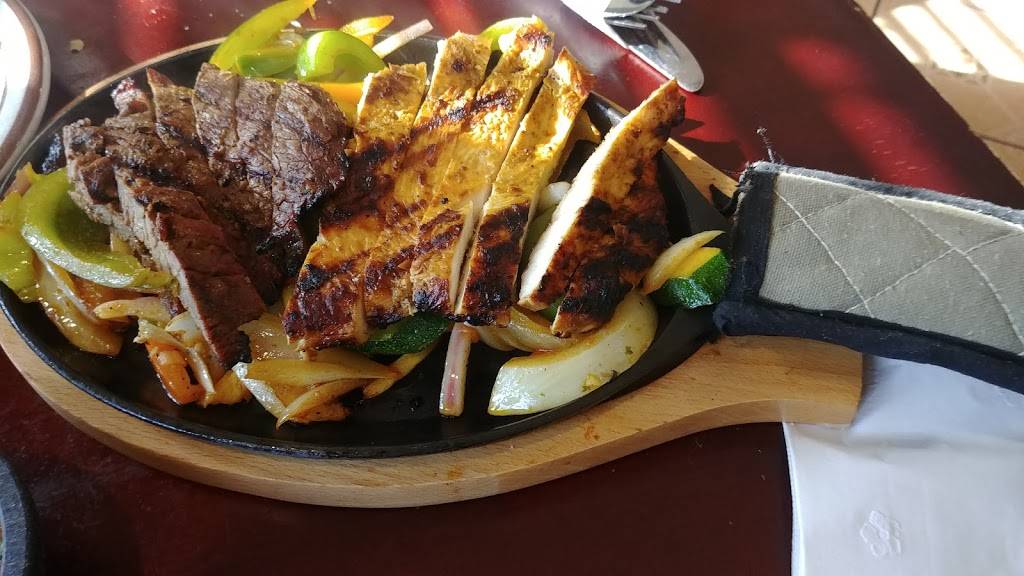 Original Hacienda Grill | restaurant | 2600 Buck Owens Blvd, Bakersfield, CA 93308, USA | 6618611673 OR +1 661-861-1673